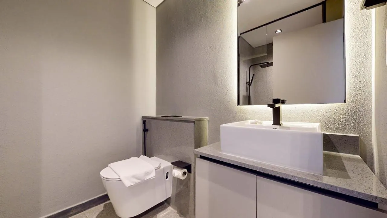 Mag Eye 910 - Aesthetic Studio Apartment In Meydan Dubai